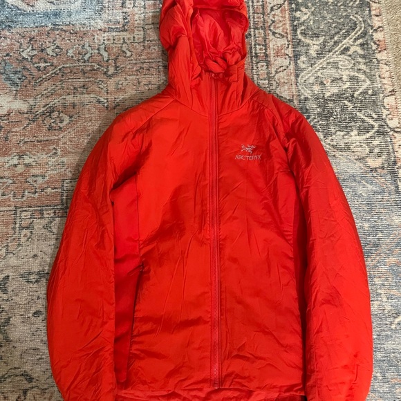 Arc'teryx Jackets & Blazers - Arc'teryx Fiery Red Insulated Atom Lt Hoody